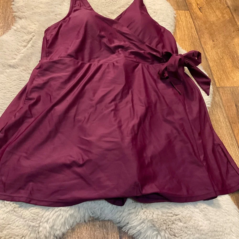 J. Cew Re-Imagined Swim Dress Size 8‎ Halter Onepiece Burgundy Wine Wrap Women's